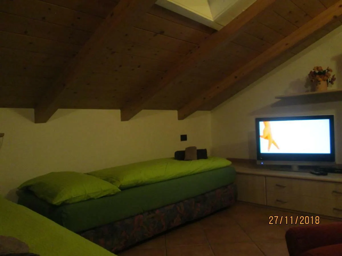 9598 SS301 Trepalle APPARTAMENTO MIKI Livigno 0*,